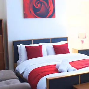 Spacious 4bed Close To Centre , Newcastle upon Tyne United Kingdom